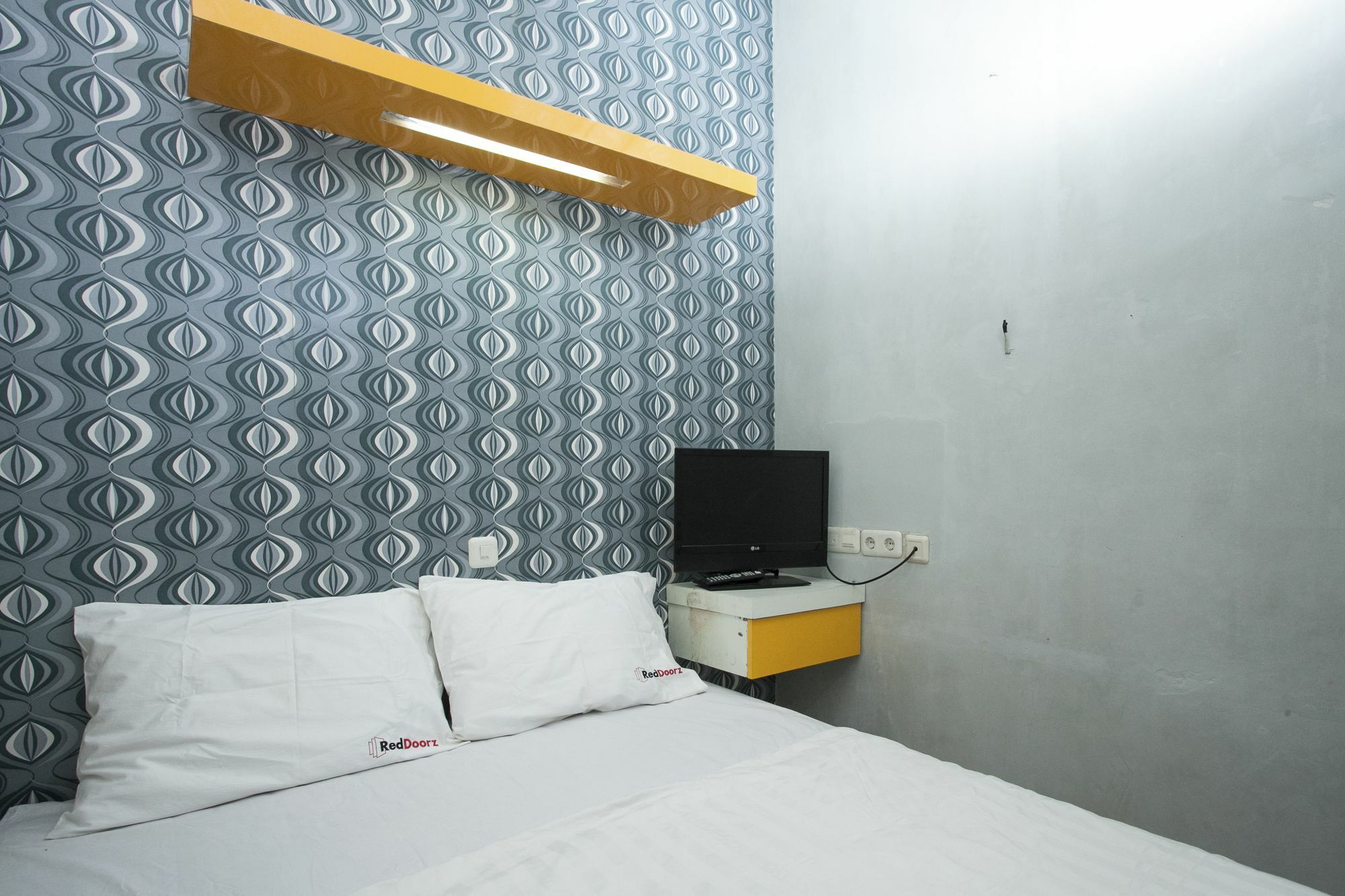 Reddoorz At Siwalankerto Surabaya Otel Dış mekan fotoğraf