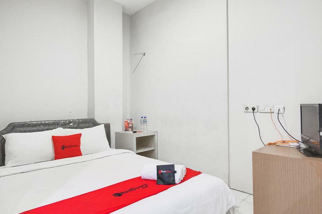 Reddoorz At Siwalankerto Surabaya Otel Dış mekan fotoğraf
